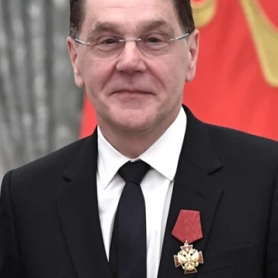 Сергей Маковецкий