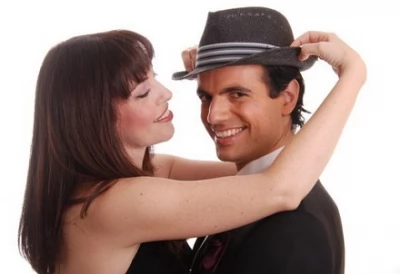 Цахи Ситон и Шарон Рушник в ностальгическом музыкальном шоу \